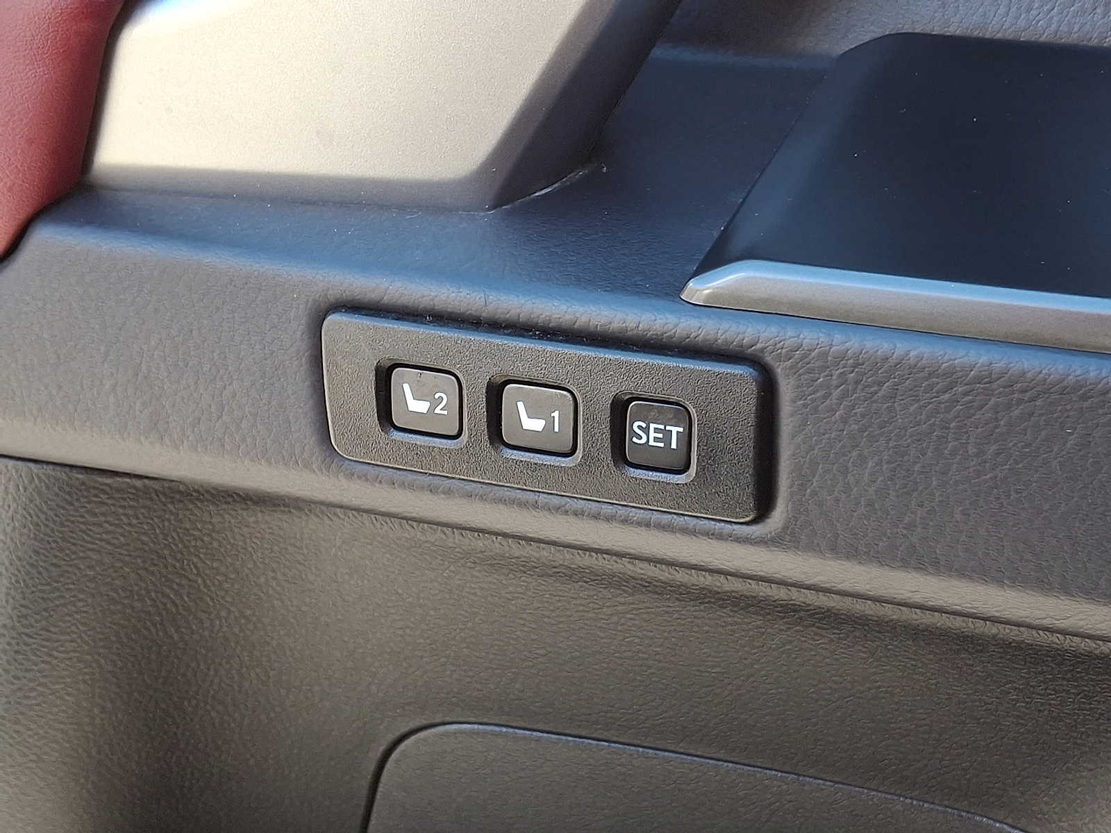 Thumbnail: 2023 Lexus GX - 25