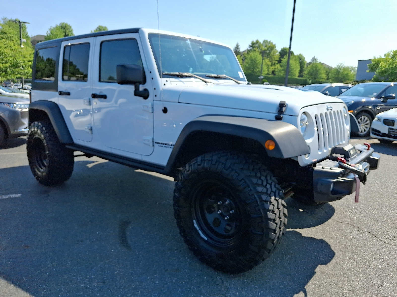 Thumbnail: 2016 Jeep Wrangler - 3