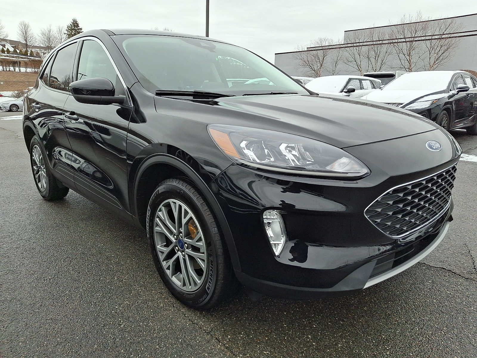 Thumbnail: 2022 Ford Escape - 3