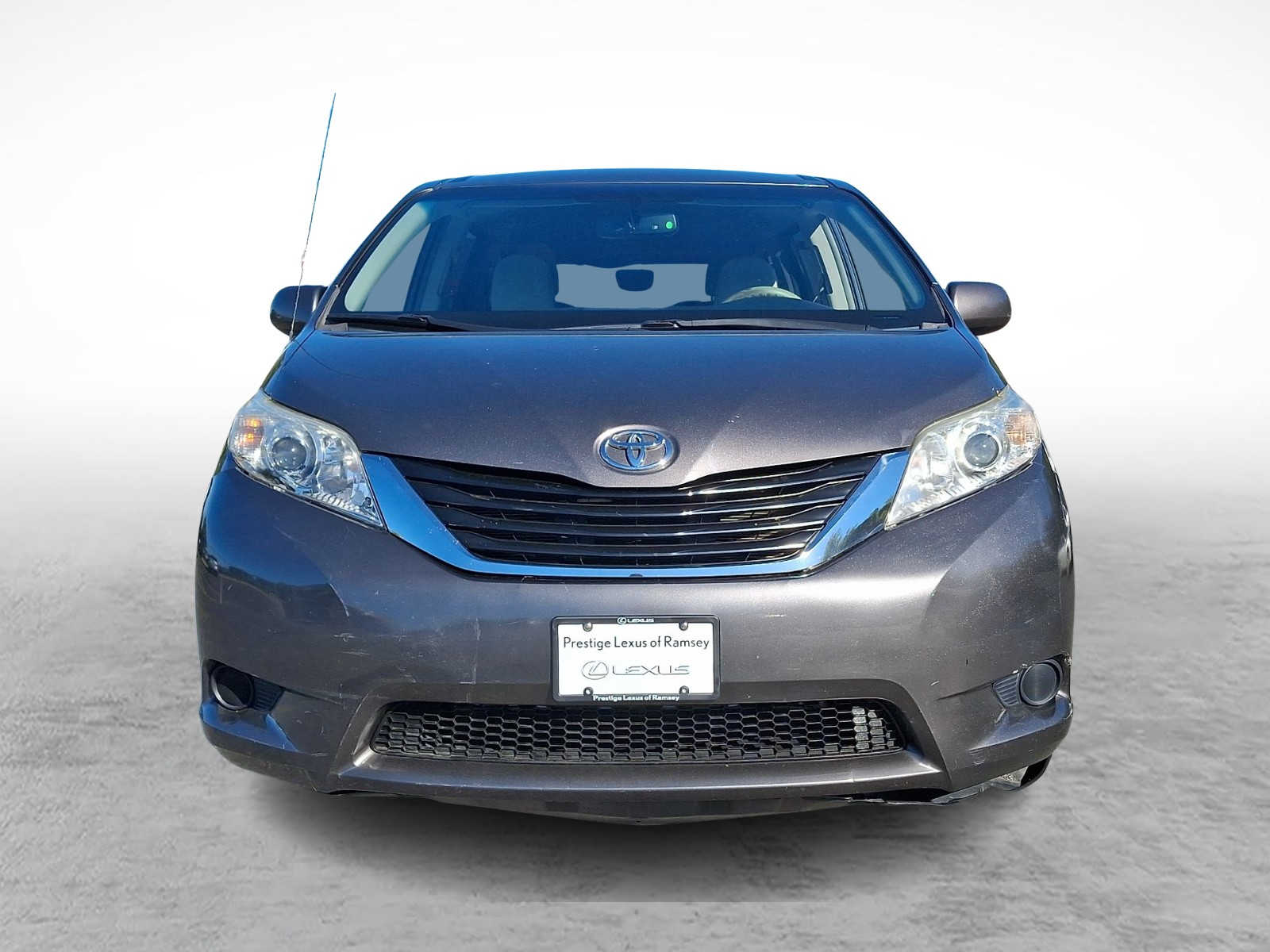 Thumbnail: 2014 Toyota Sienna - 2