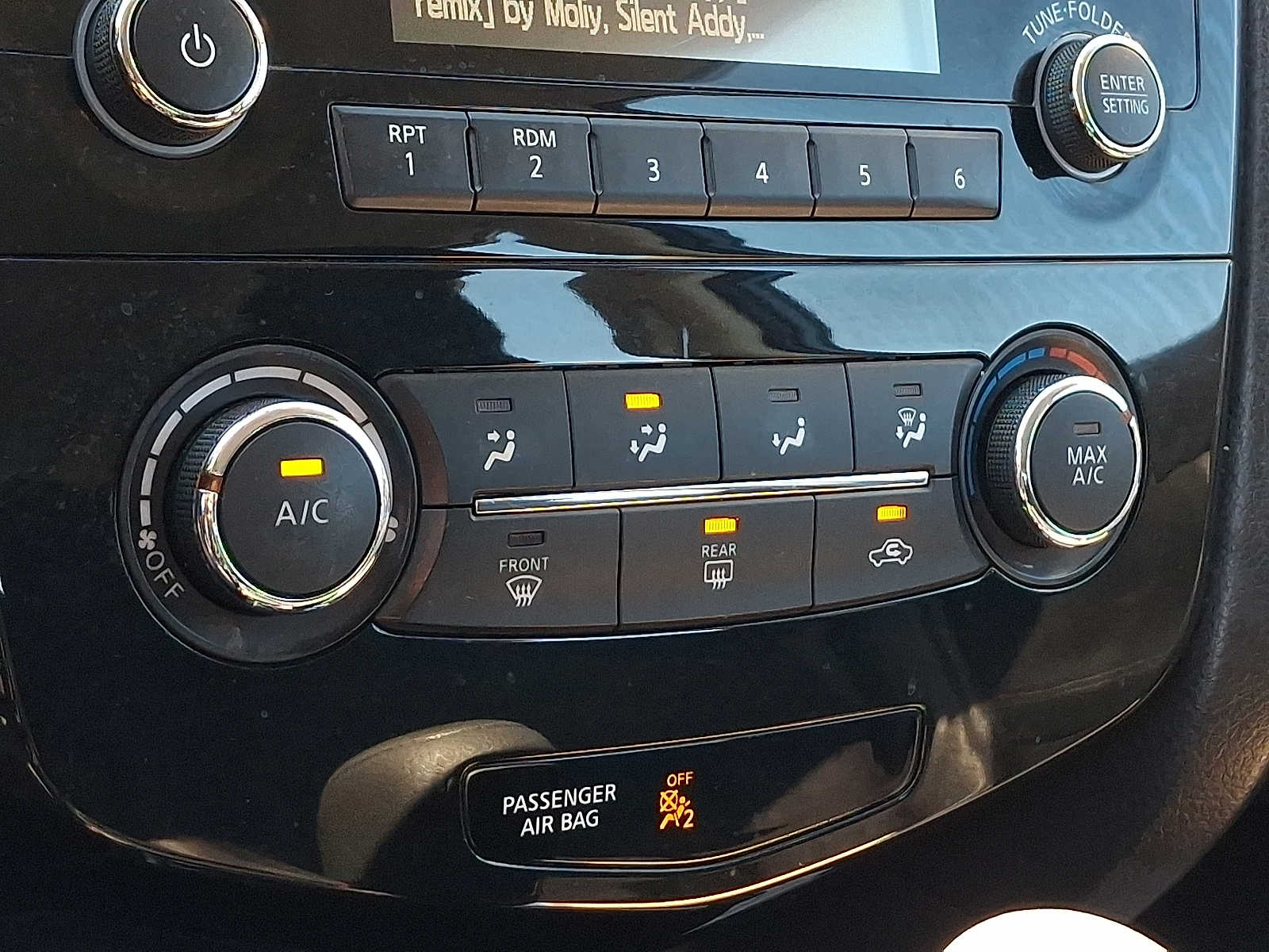 Thumbnail: 2014 Nissan Rogue - 14