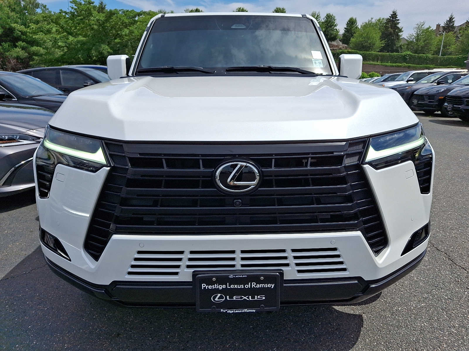 Thumbnail: 2024 Lexus GX - 2