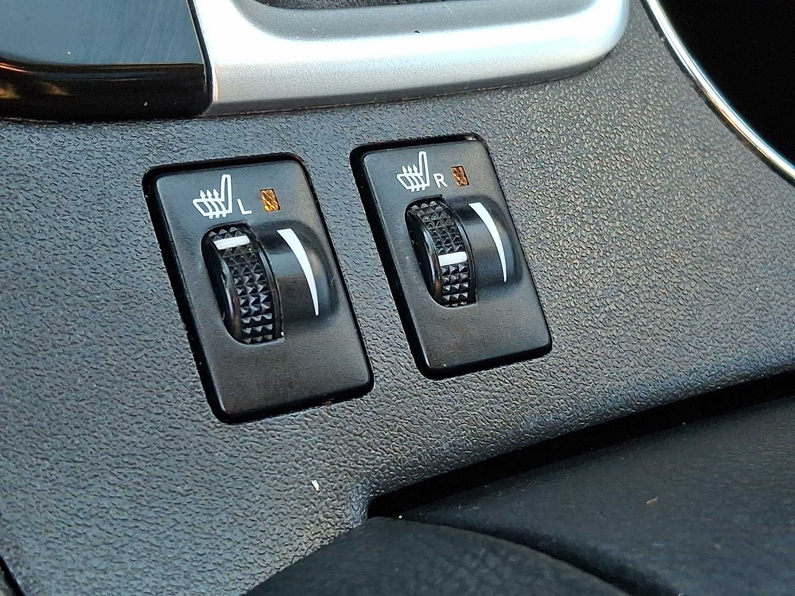 Thumbnail: 2019 Toyota Highlander - 20