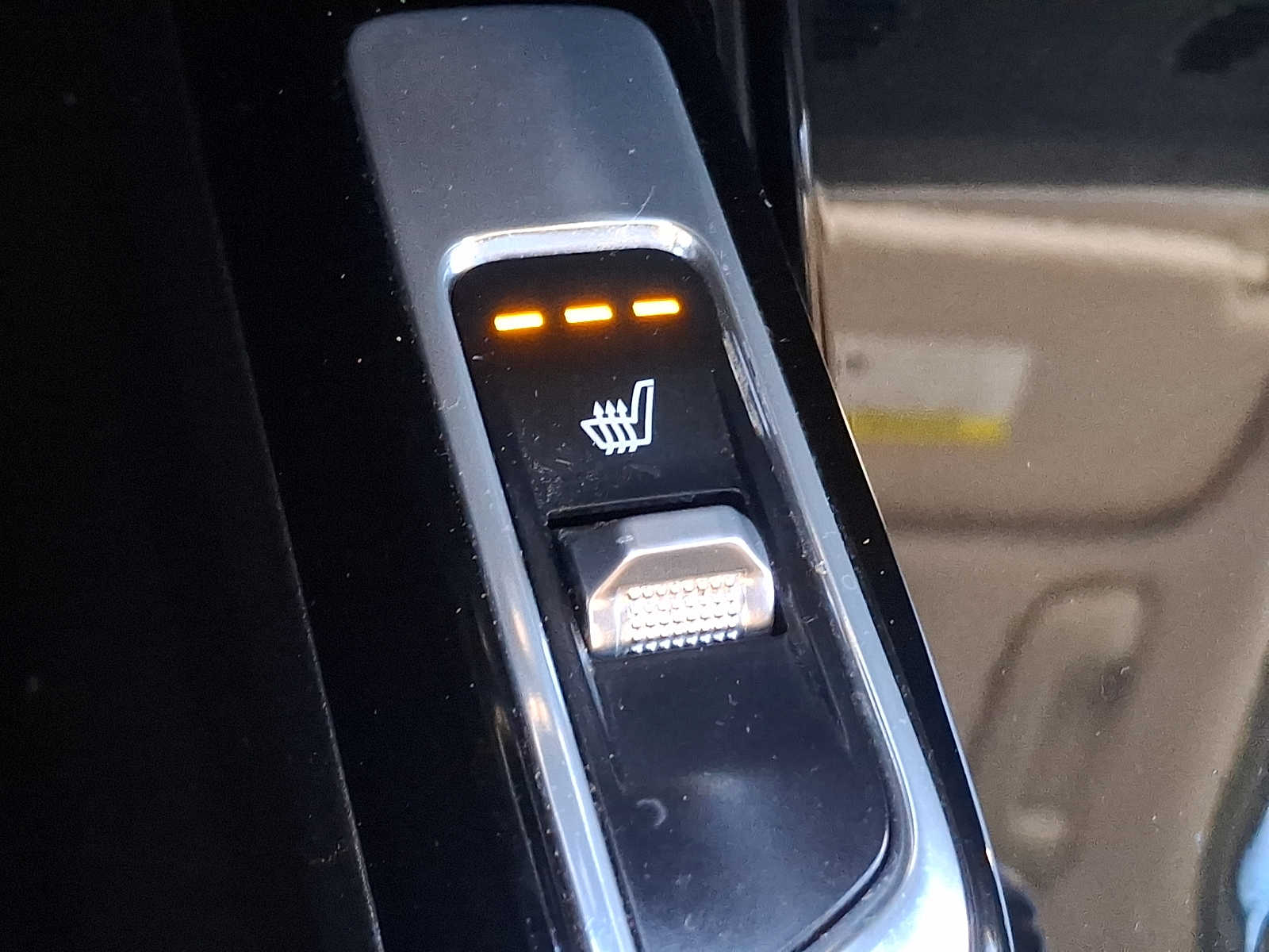 Thumbnail: 2021 Kia Sorento - 23