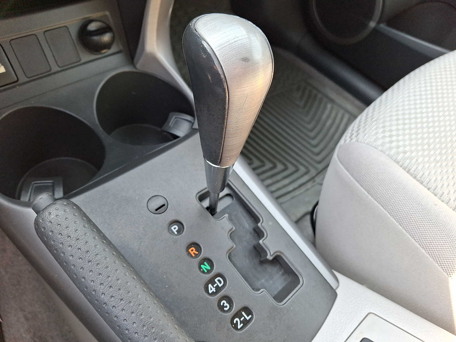 Thumbnail: 2006 Toyota RAV4 - 11