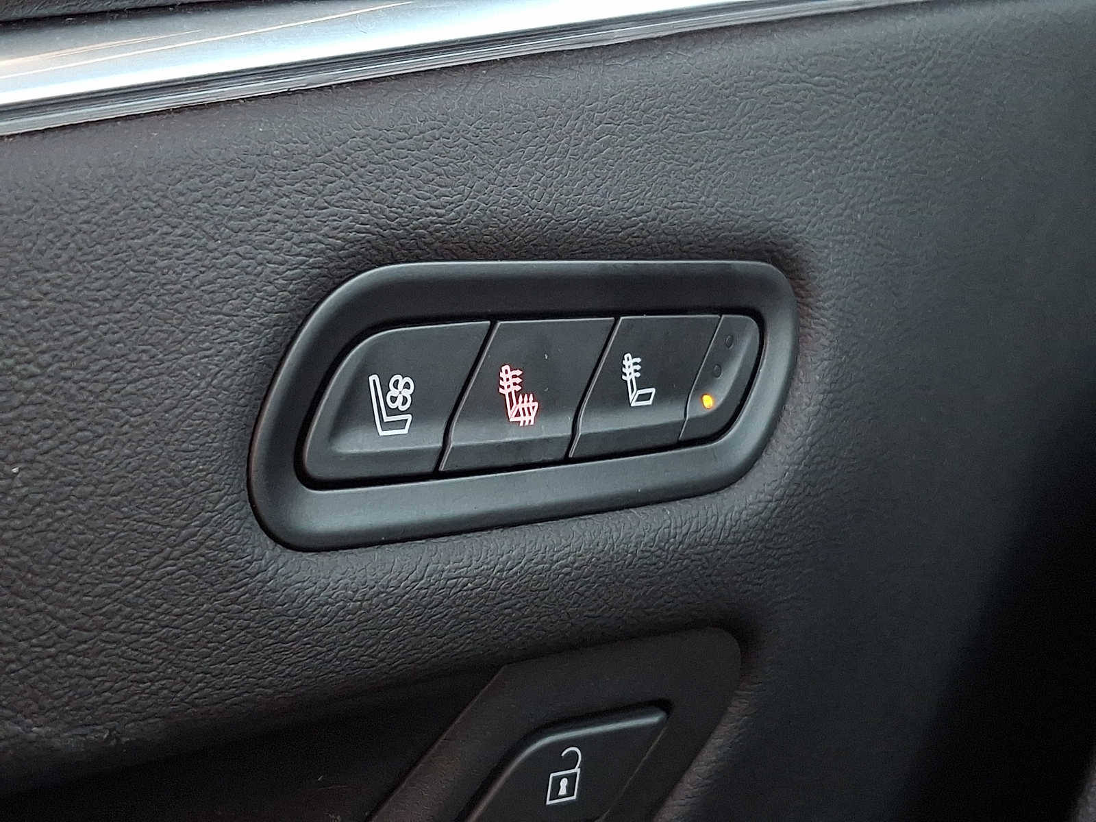 Thumbnail: 2022 Cadillac Escalade - 22