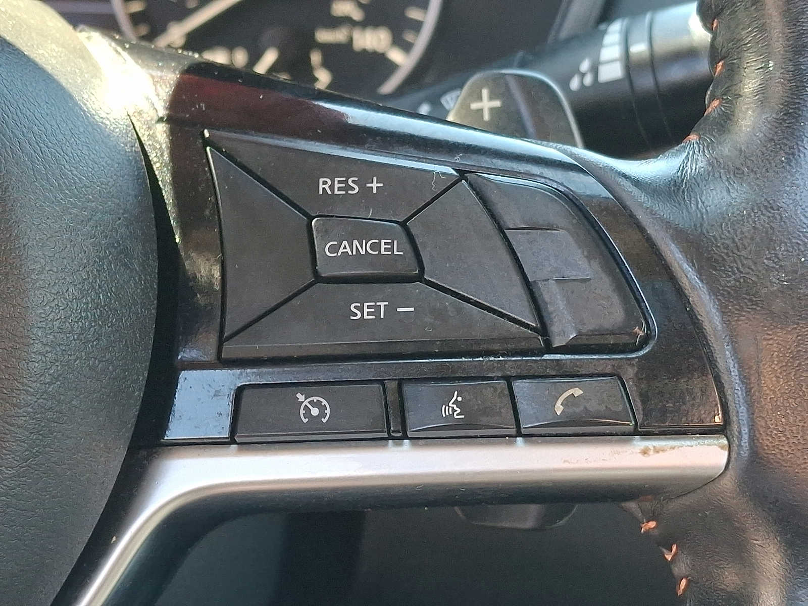 Thumbnail: 2020 Nissan Altima - 20