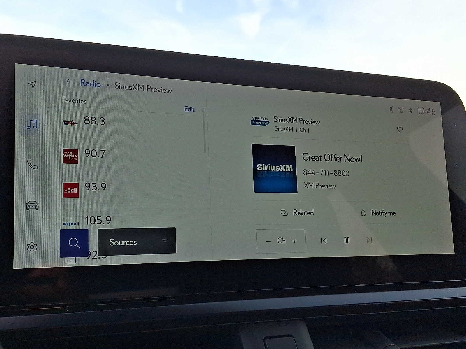 Thumbnail: 2023 Lexus UX - 14