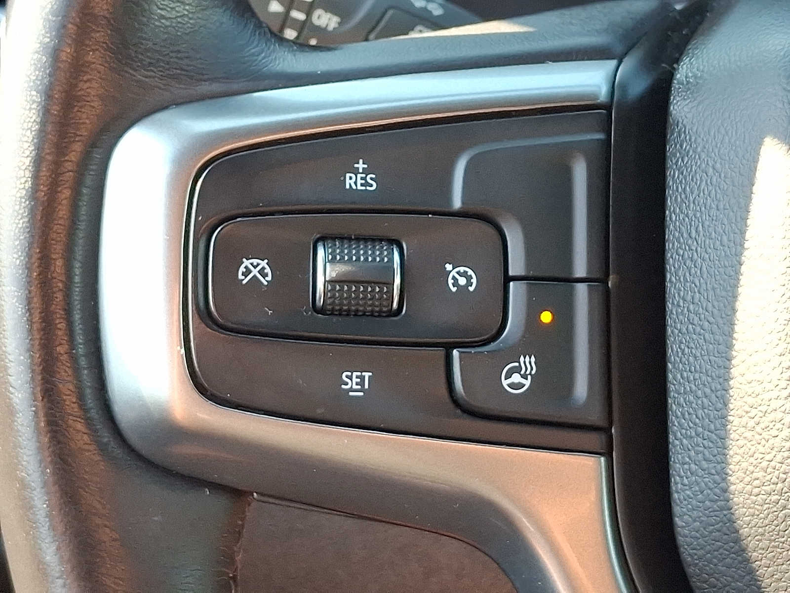 Thumbnail: 2021 Chevrolet Silverado 1500 - 17