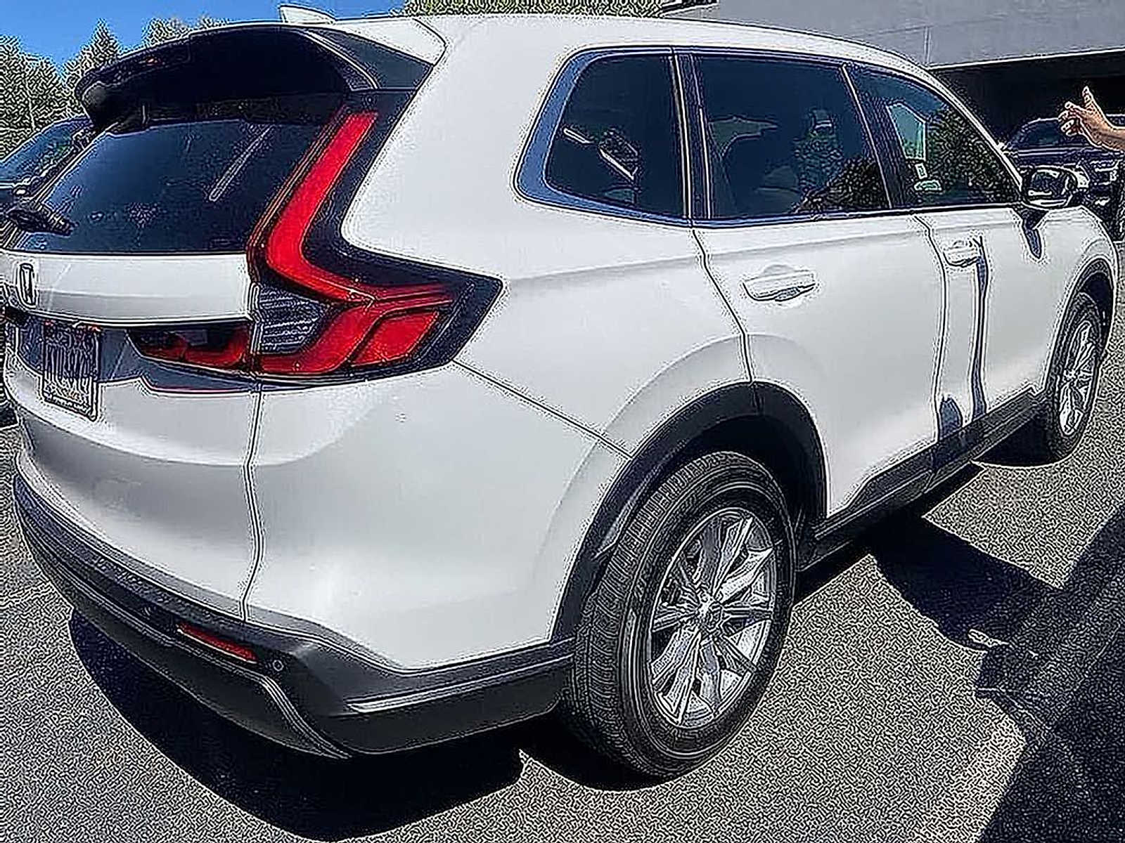Thumbnail: 2023 Honda CR-V - 14