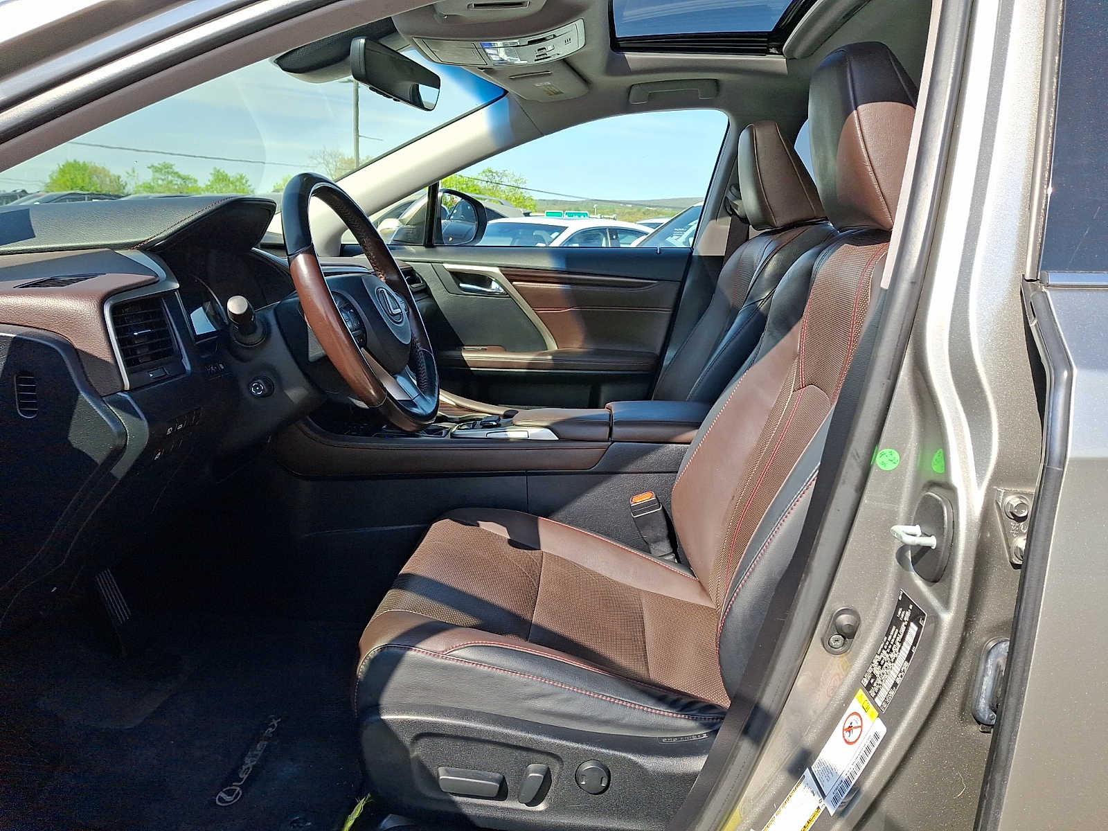 Thumbnail: 2018 Lexus RX - 11
