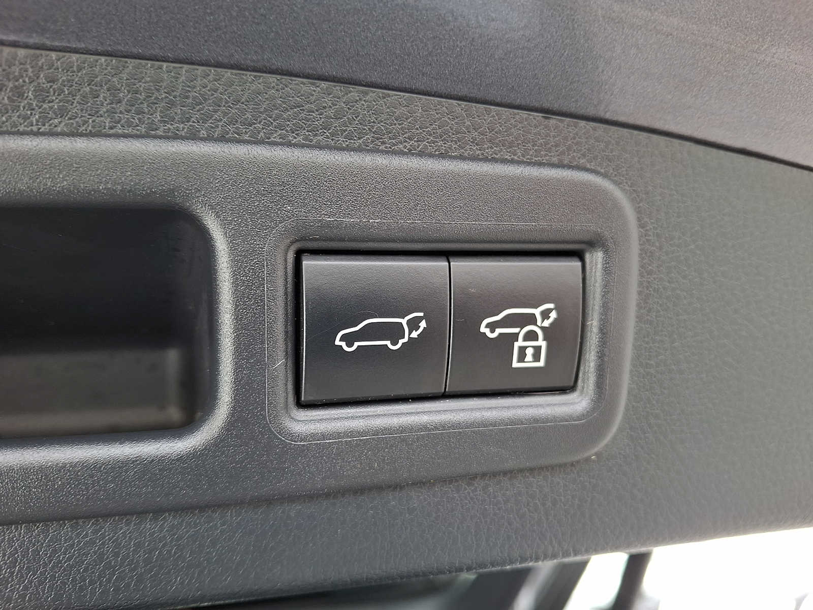 Thumbnail: 2023 Lexus RX - 27