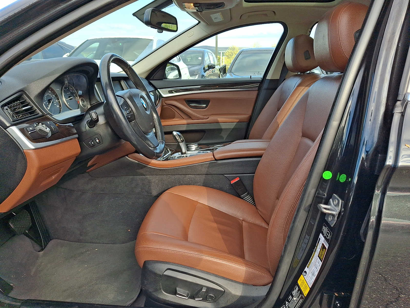 Thumbnail: 2015 BMW 5 Series - 9