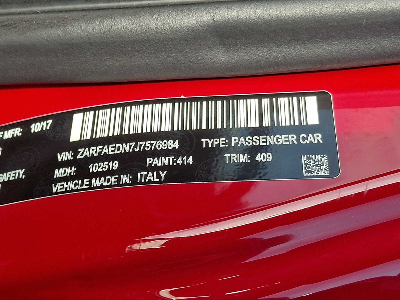 Thumbnail: 2018 Alfa Romeo Giulia - 26