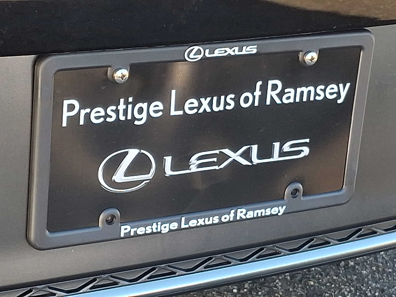 Thumbnail: 2023 Genesis G70 - 30