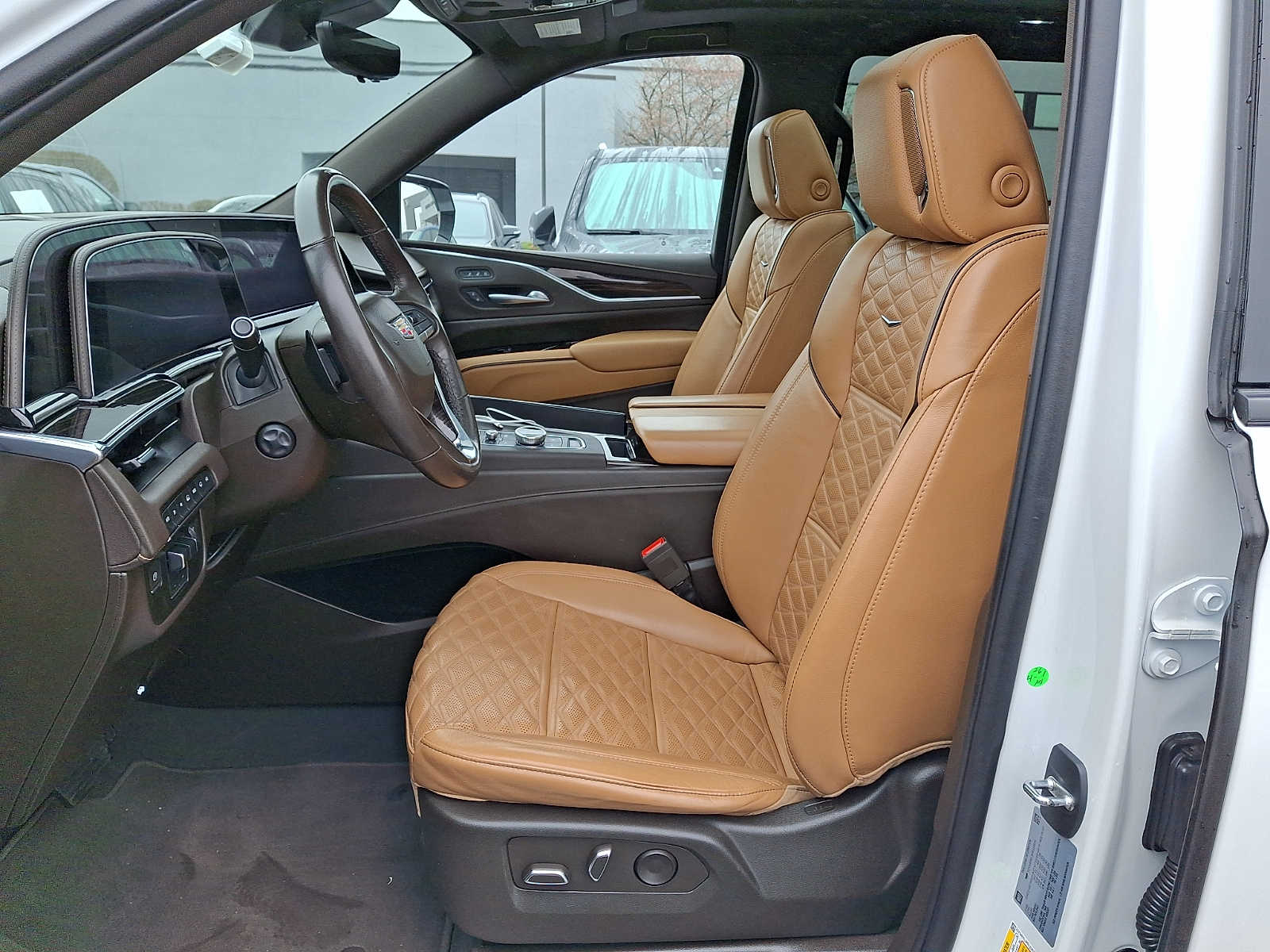 Thumbnail: 2023 Cadillac Escalade - 10