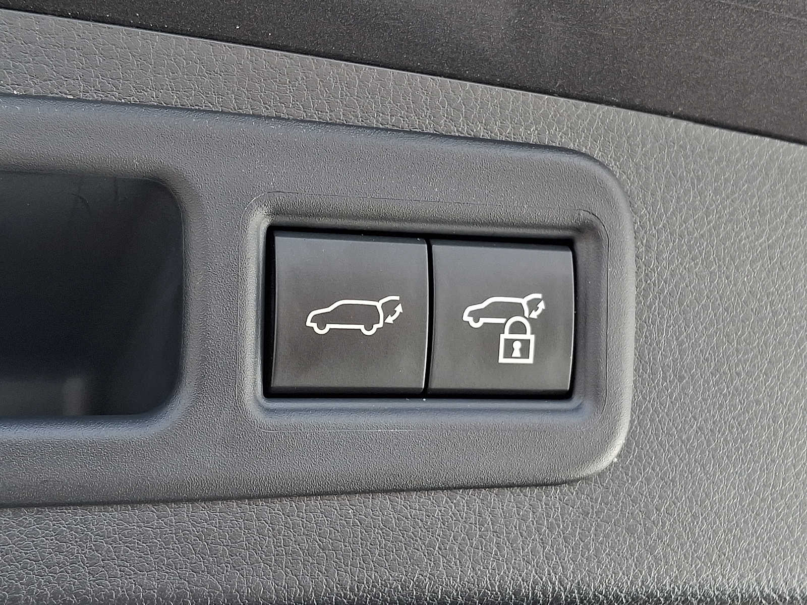 Thumbnail: 2025 Lexus RX - 27