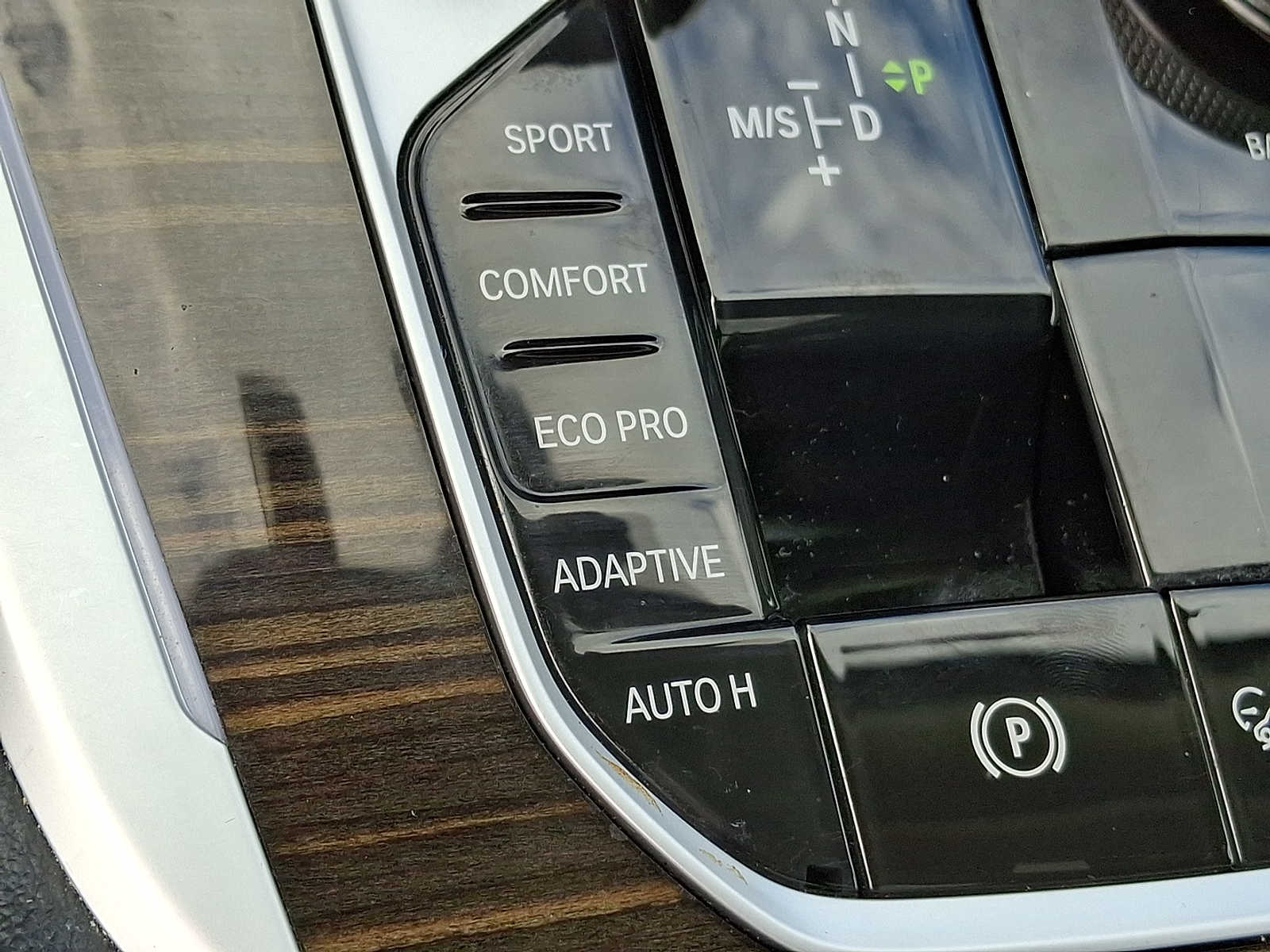 Thumbnail: 2021 BMW X7 - 23