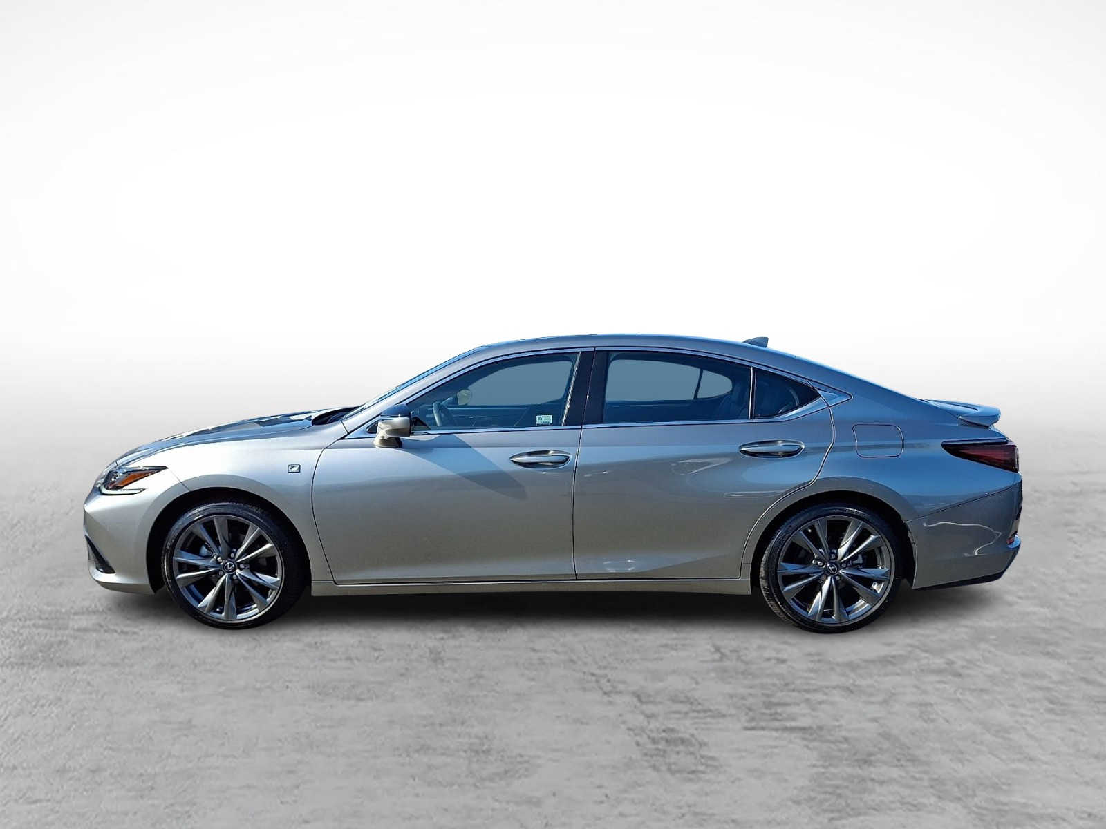 Thumbnail: 2019 Lexus ES - 6