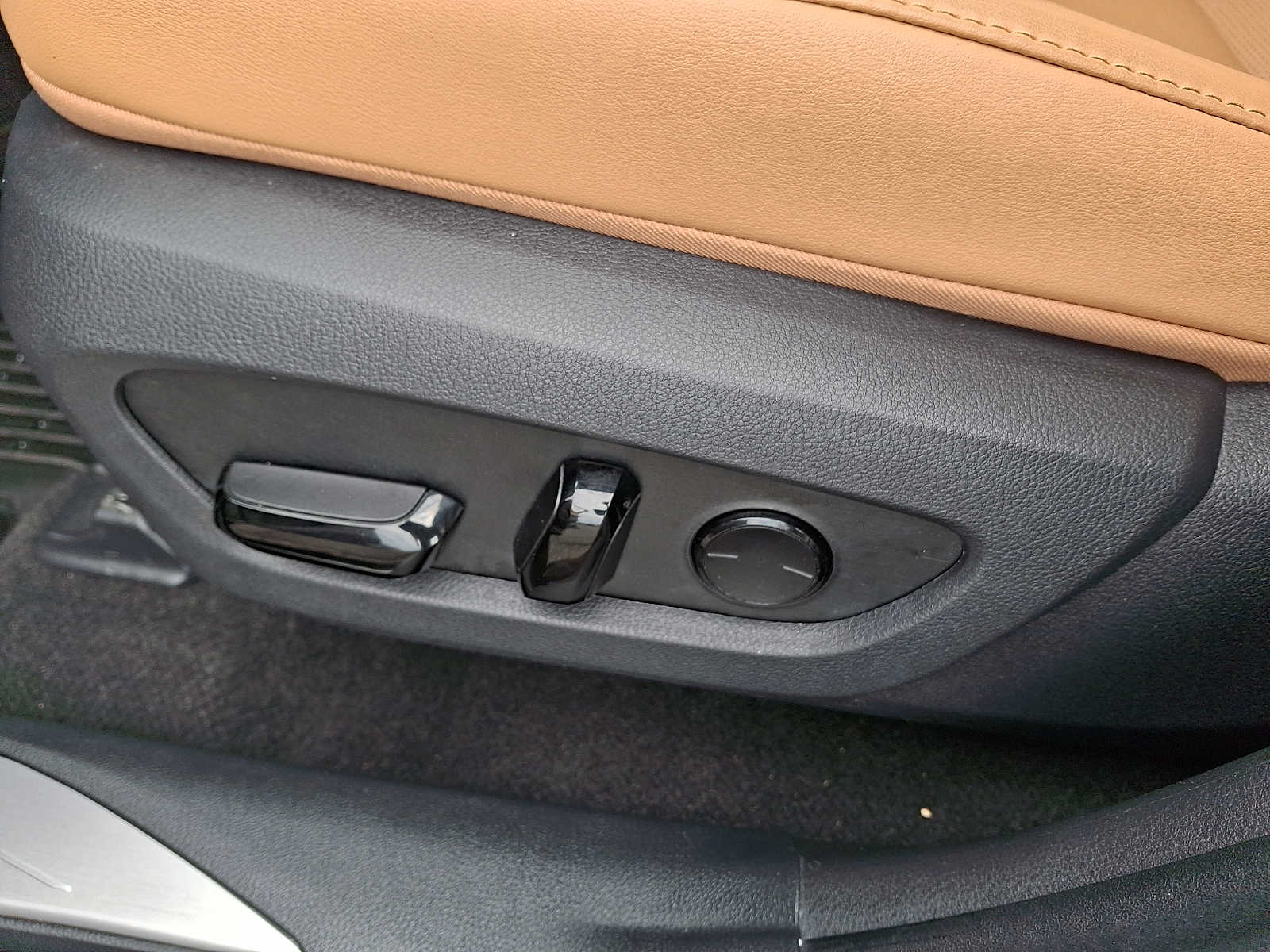 Thumbnail: 2024 Lexus NX - 11