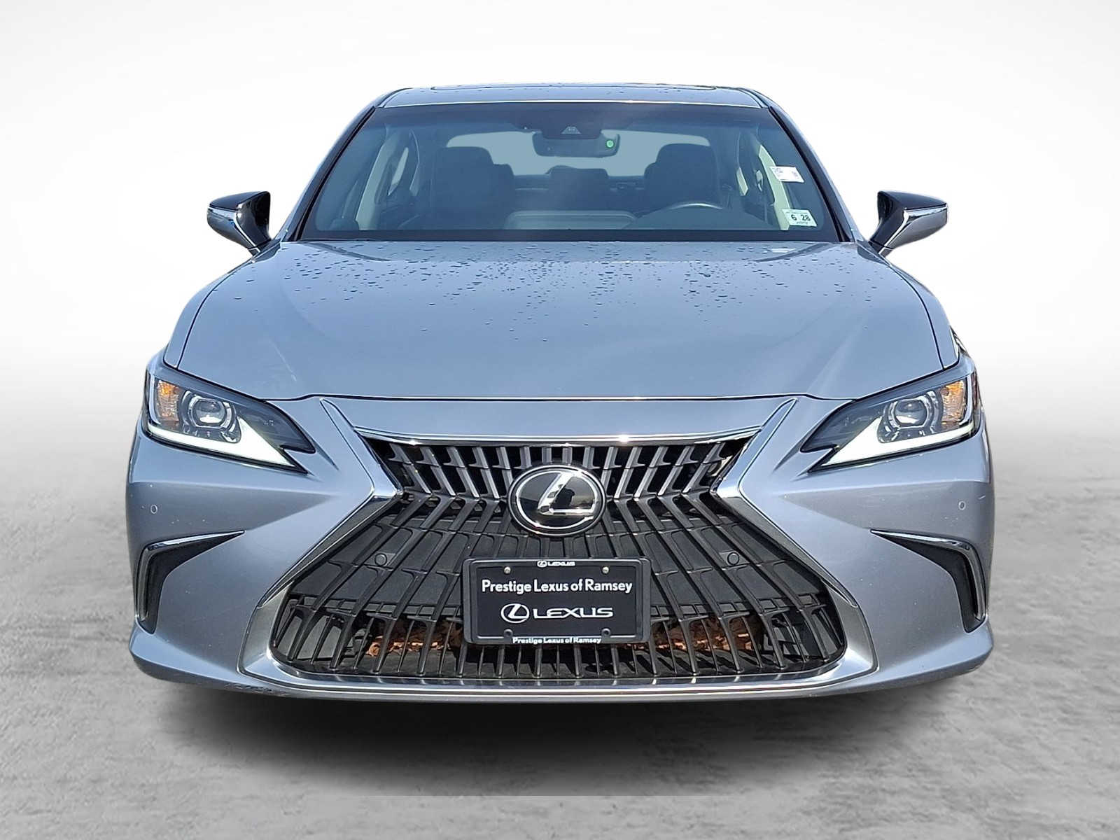 Thumbnail: 2023 Lexus ES - 2