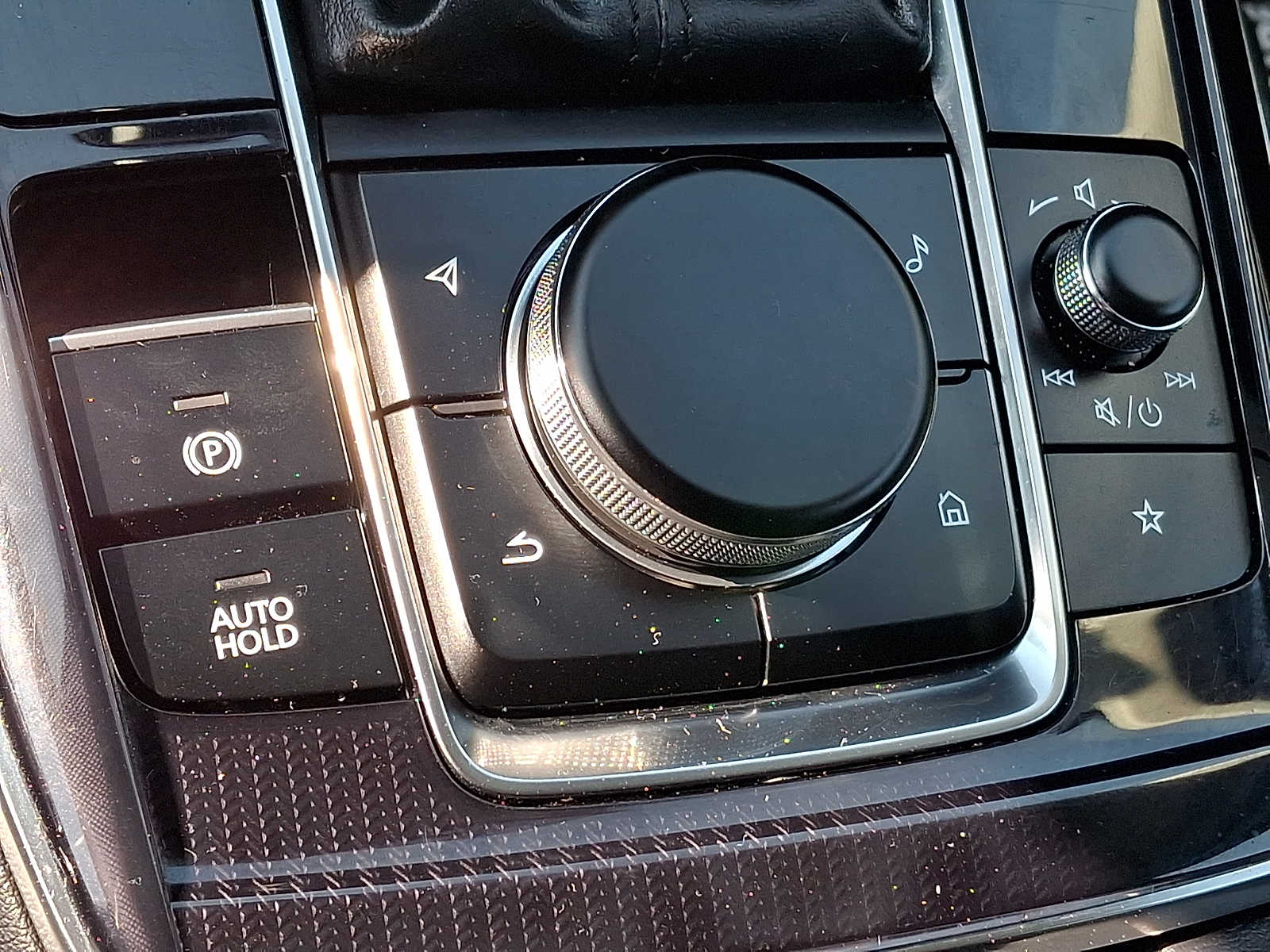 Thumbnail: 2023 Mazda CX-30 - 20