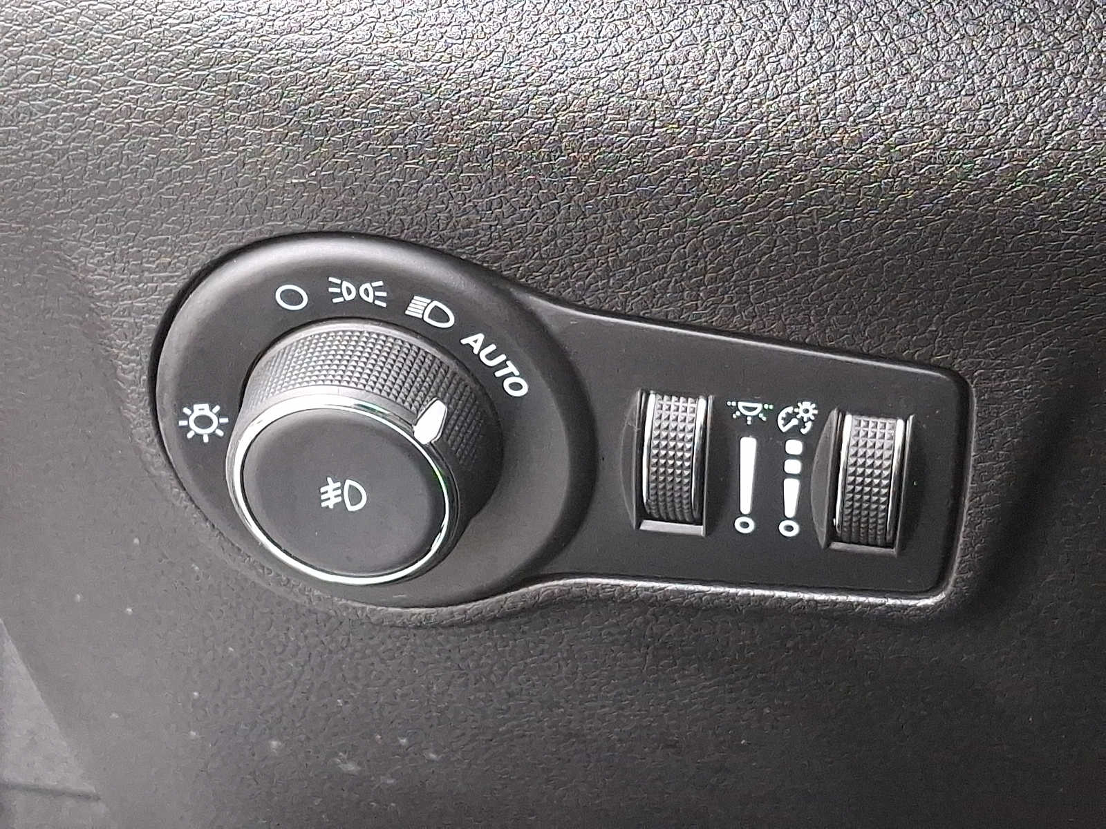 Thumbnail: 2024 Jeep Compass - 20