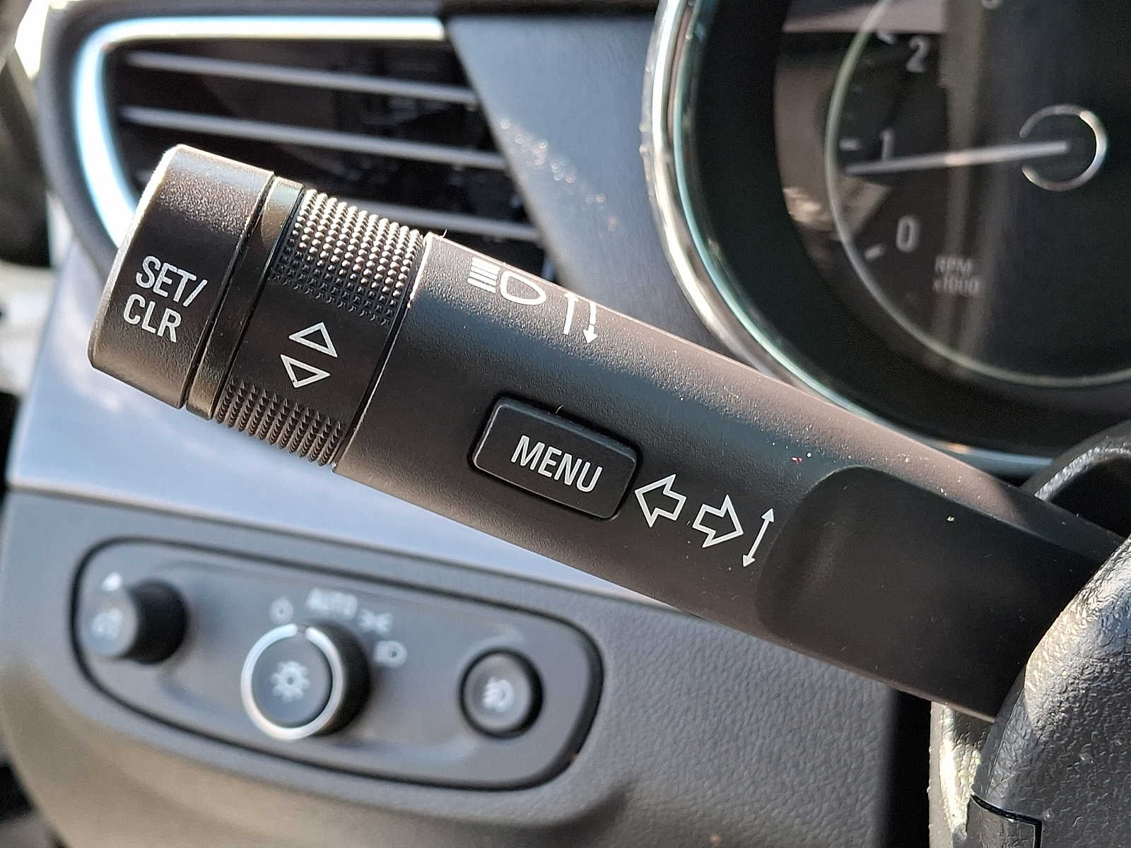 Thumbnail: 2019 Buick Encore - 24