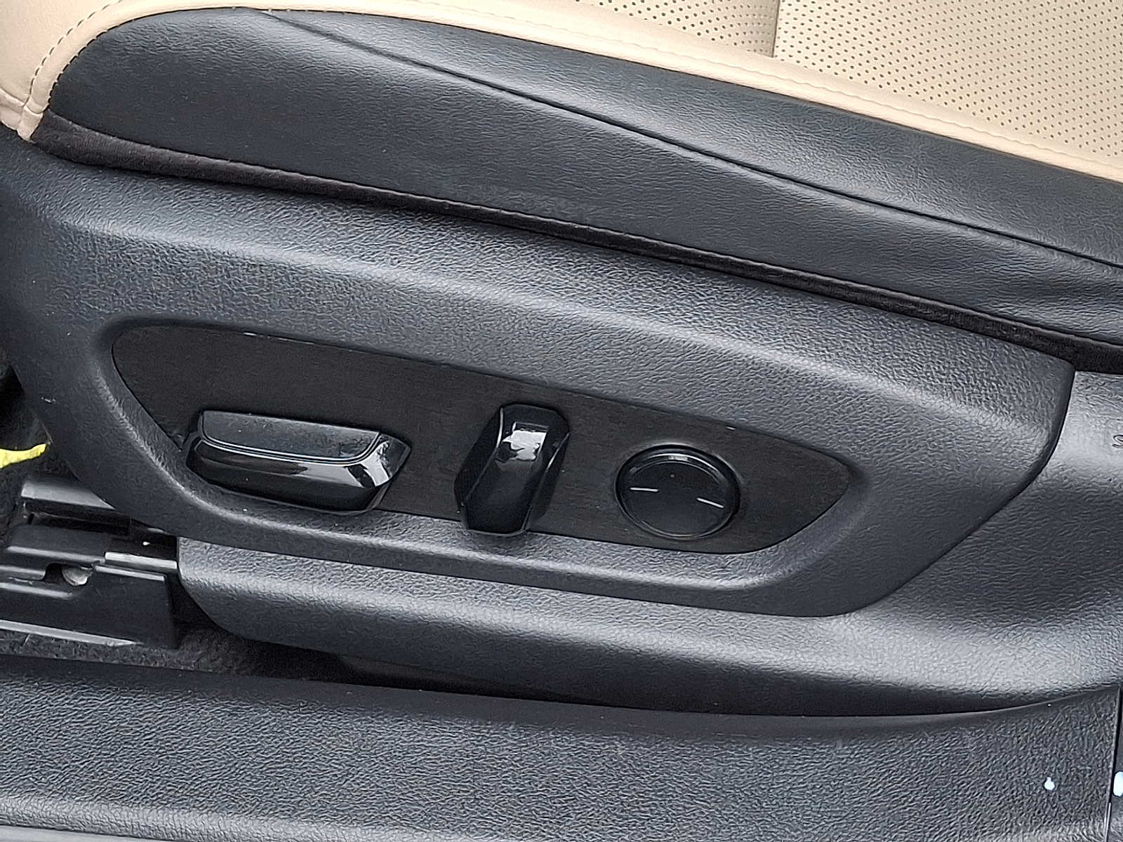 Thumbnail: 2019 Lexus ES - 11