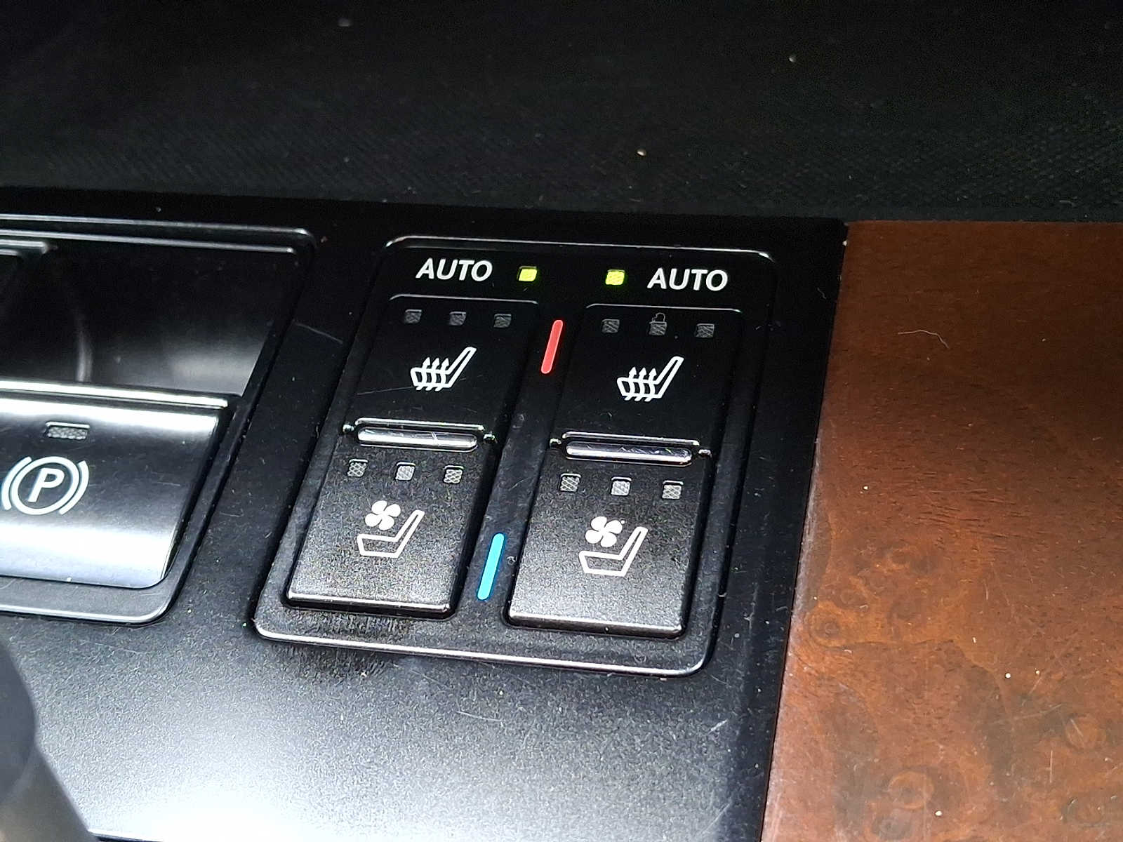 Thumbnail: 2019 Lexus RX - 21