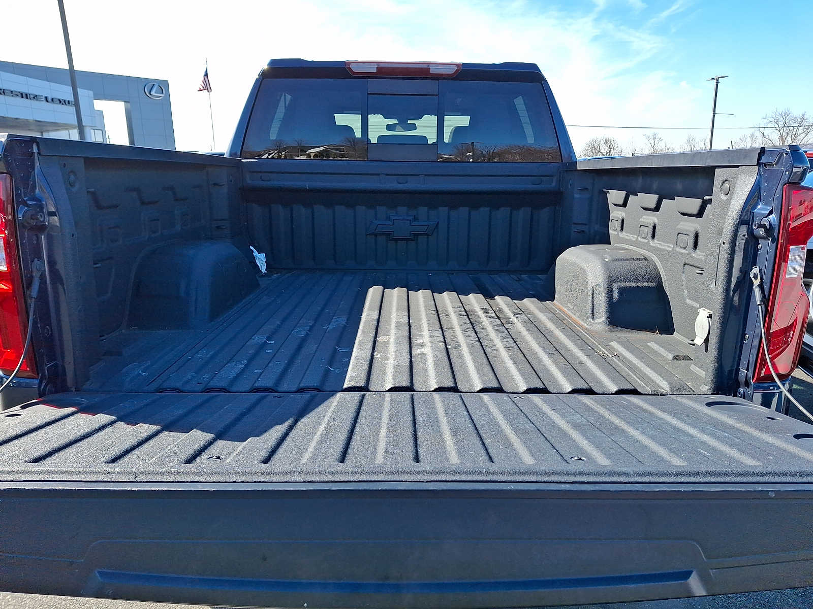 Thumbnail: 2021 Chevrolet Silverado 1500 - 28