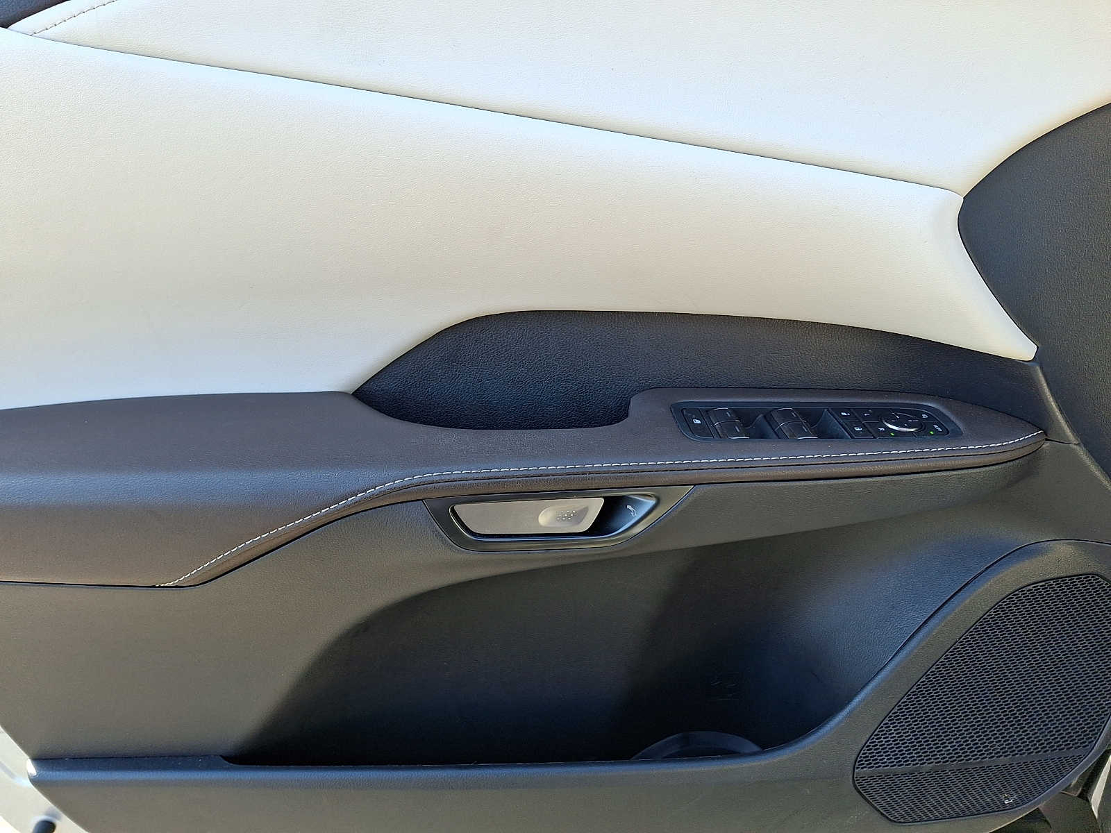 Thumbnail: 2024 Lexus RX - 9