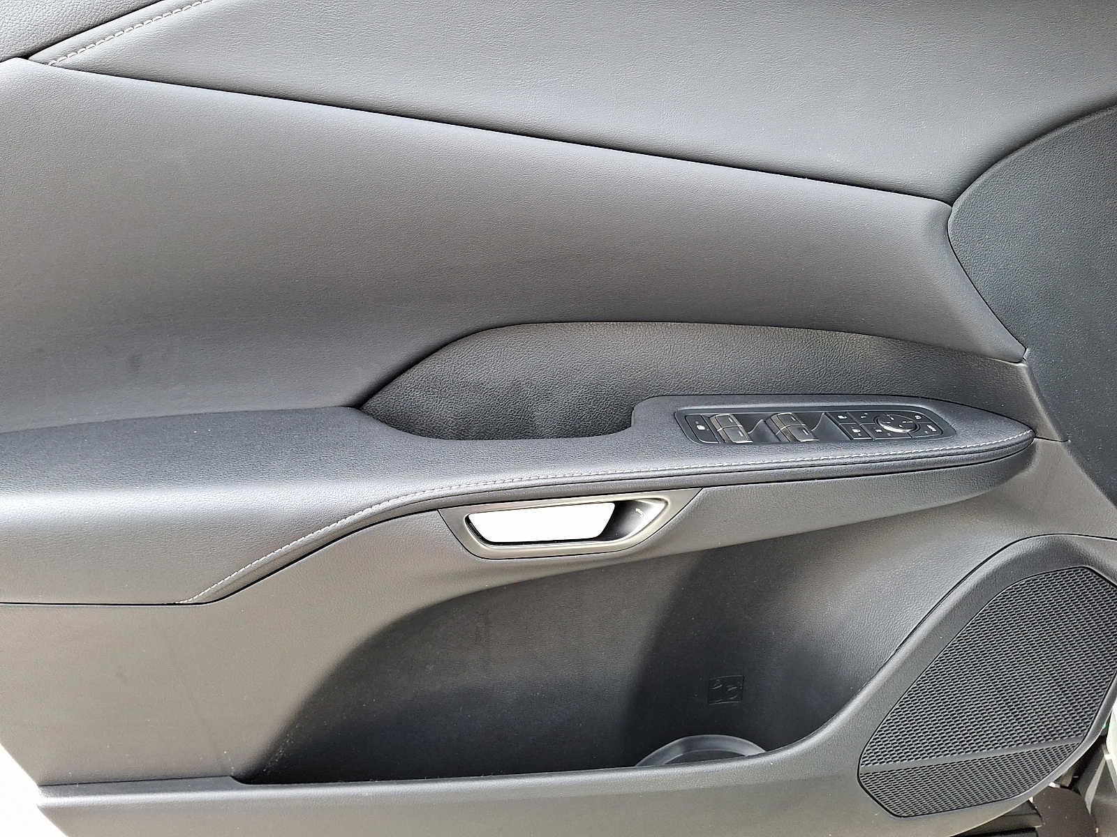 Thumbnail: 2023 Lexus RX - 8