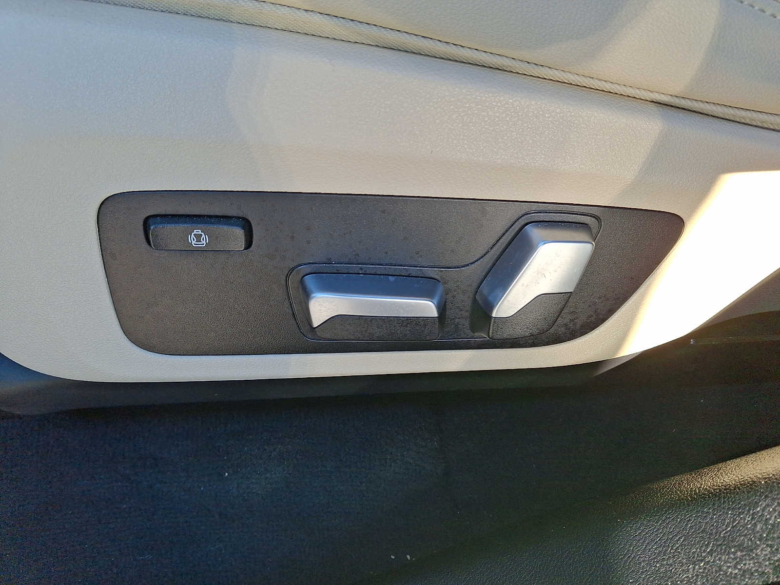 Thumbnail: 2020 BMW X3 - 10