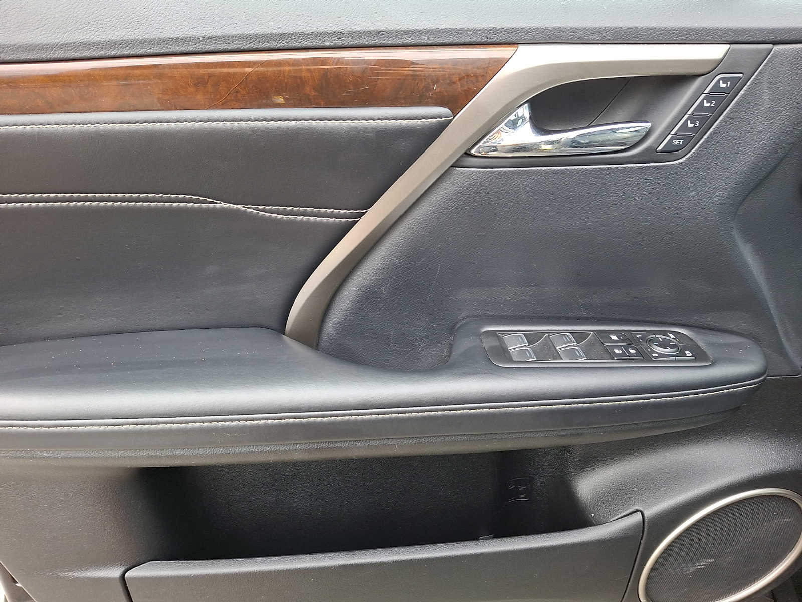 Thumbnail: 2019 Lexus RX - 9