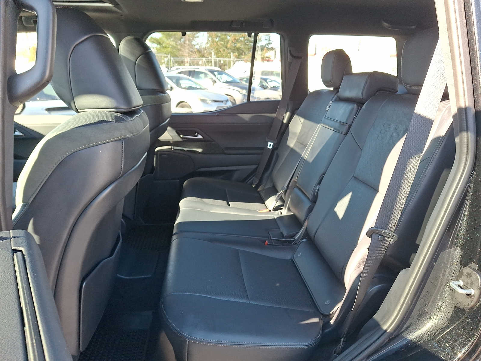 Thumbnail: 2024 Lexus GX - 7