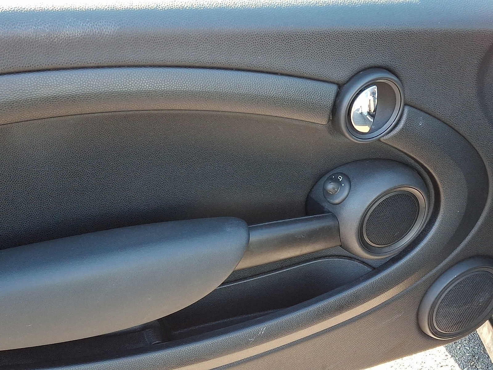 Thumbnail: 2013 MINI Cooper Hardtop - 10
