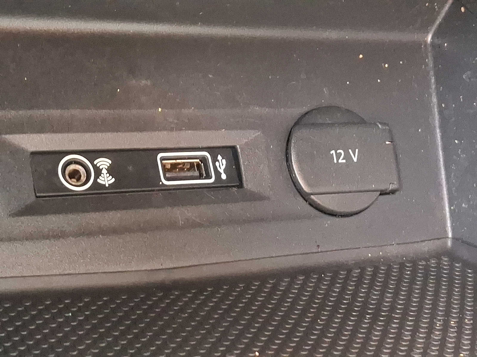 2018 Volkswagen Atlas SE 21