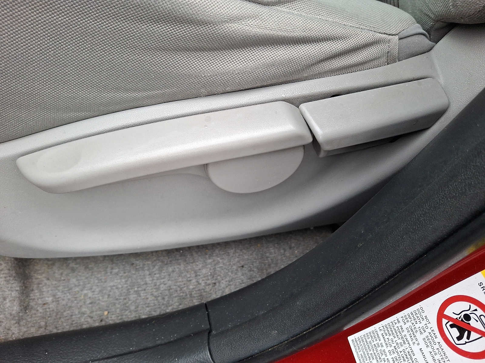 Thumbnail: 2010 Toyota RAV4 - 14