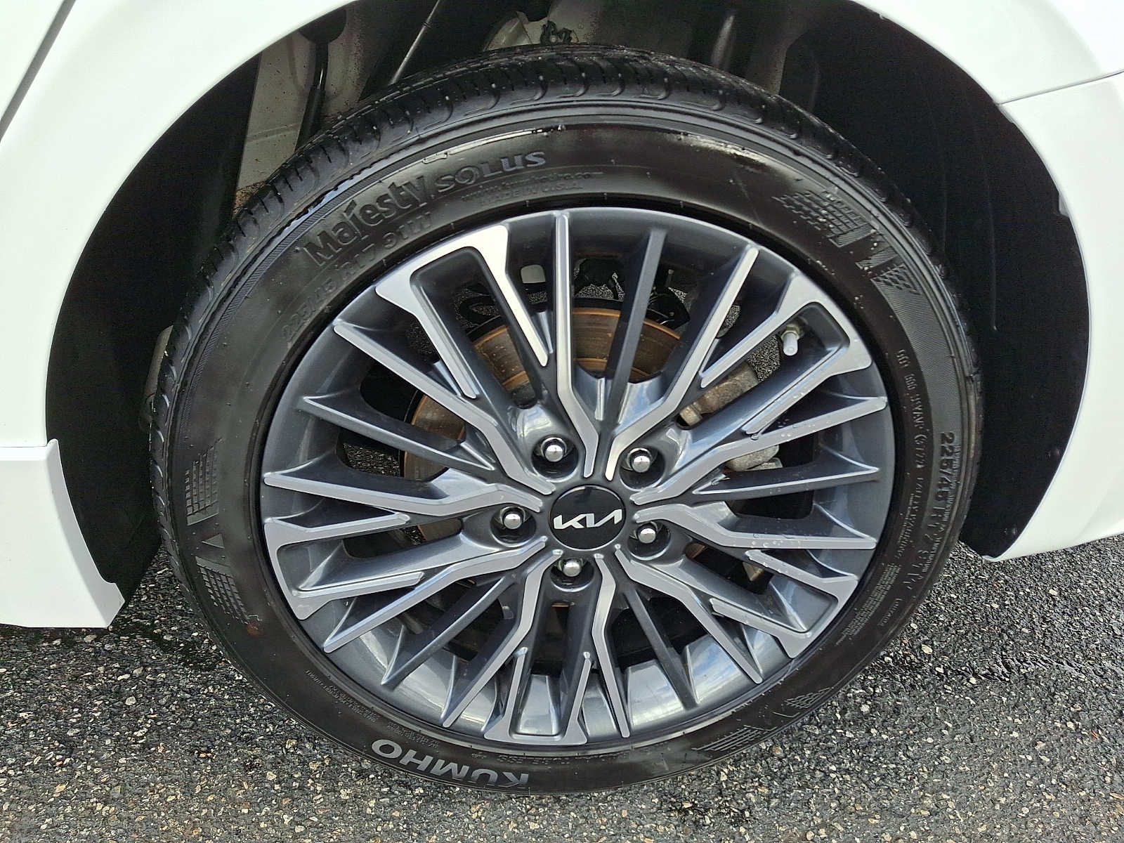 Thumbnail: 2023 Kia Forte - 7