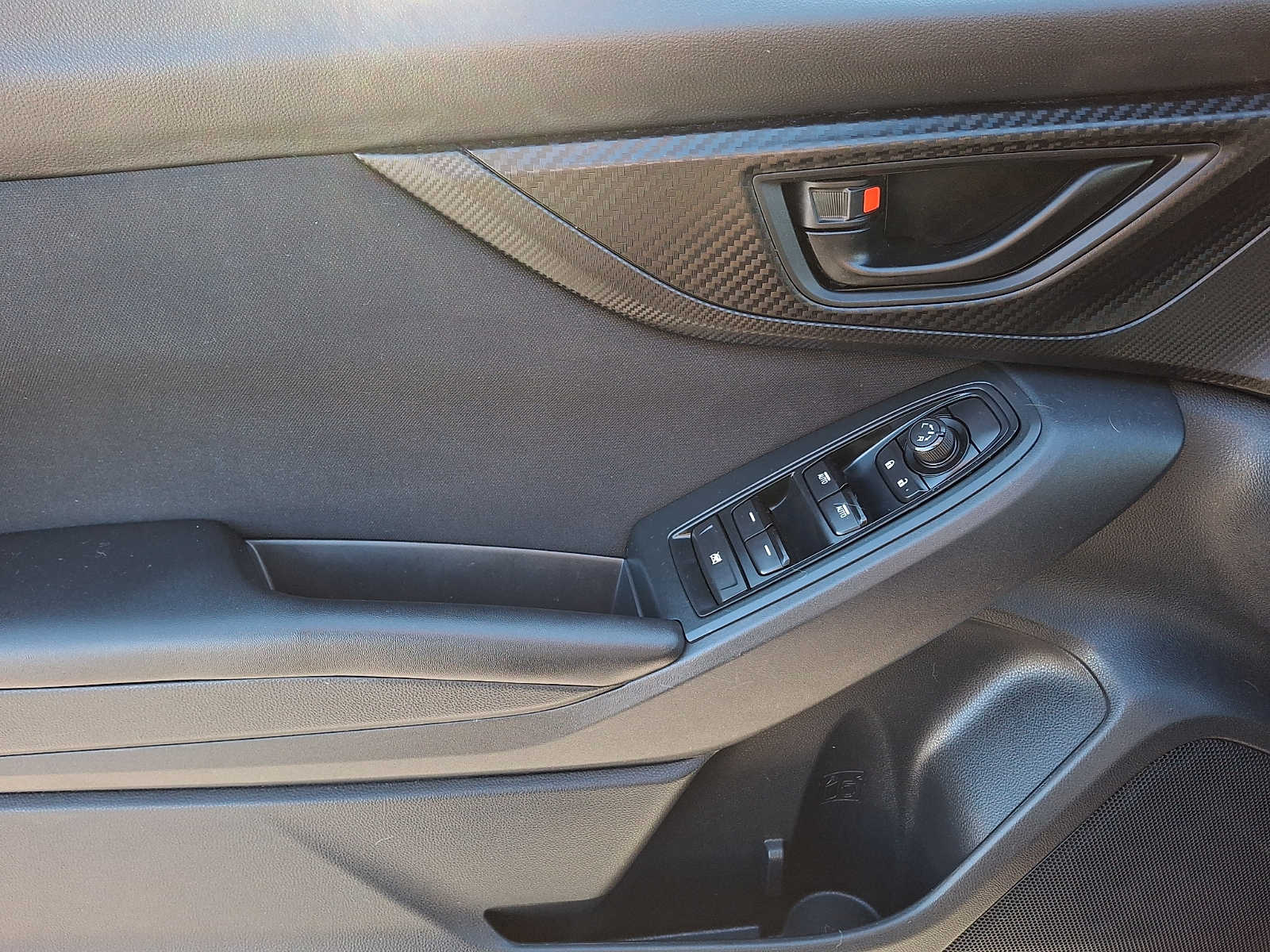 Thumbnail: 2019 Subaru Crosstrek - 10