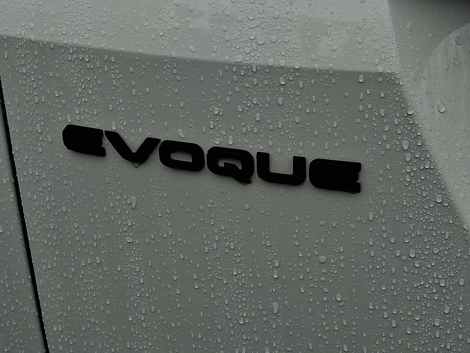 Thumbnail: 2024 Land Rover Range Rover Evoque - 28