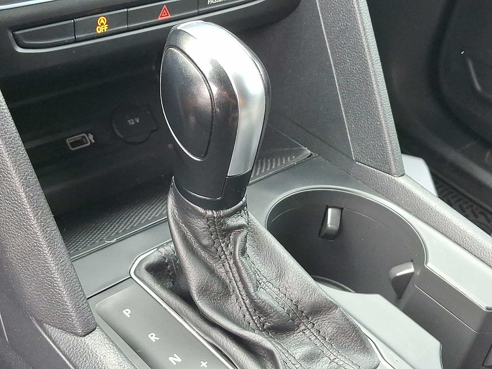 Thumbnail: 2018 Volkswagen Atlas - 14