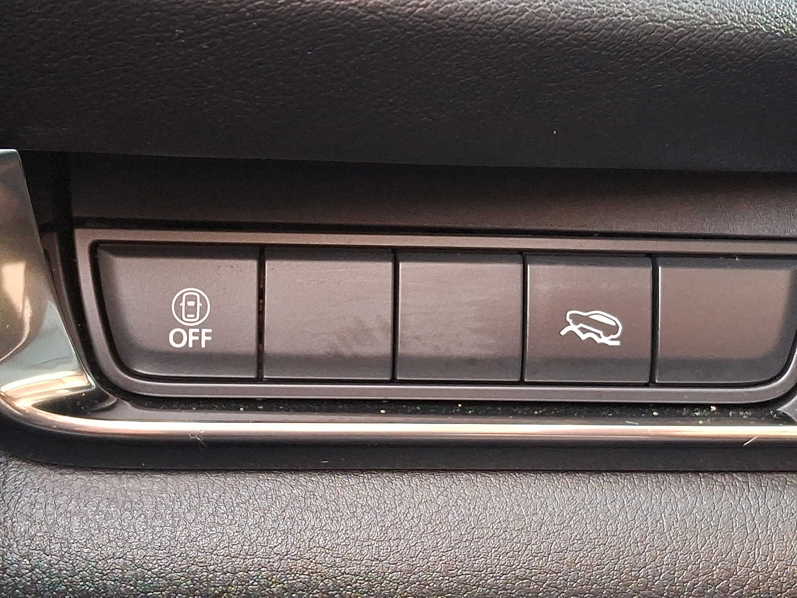 Thumbnail: 2023 Mazda CX-30 - 21