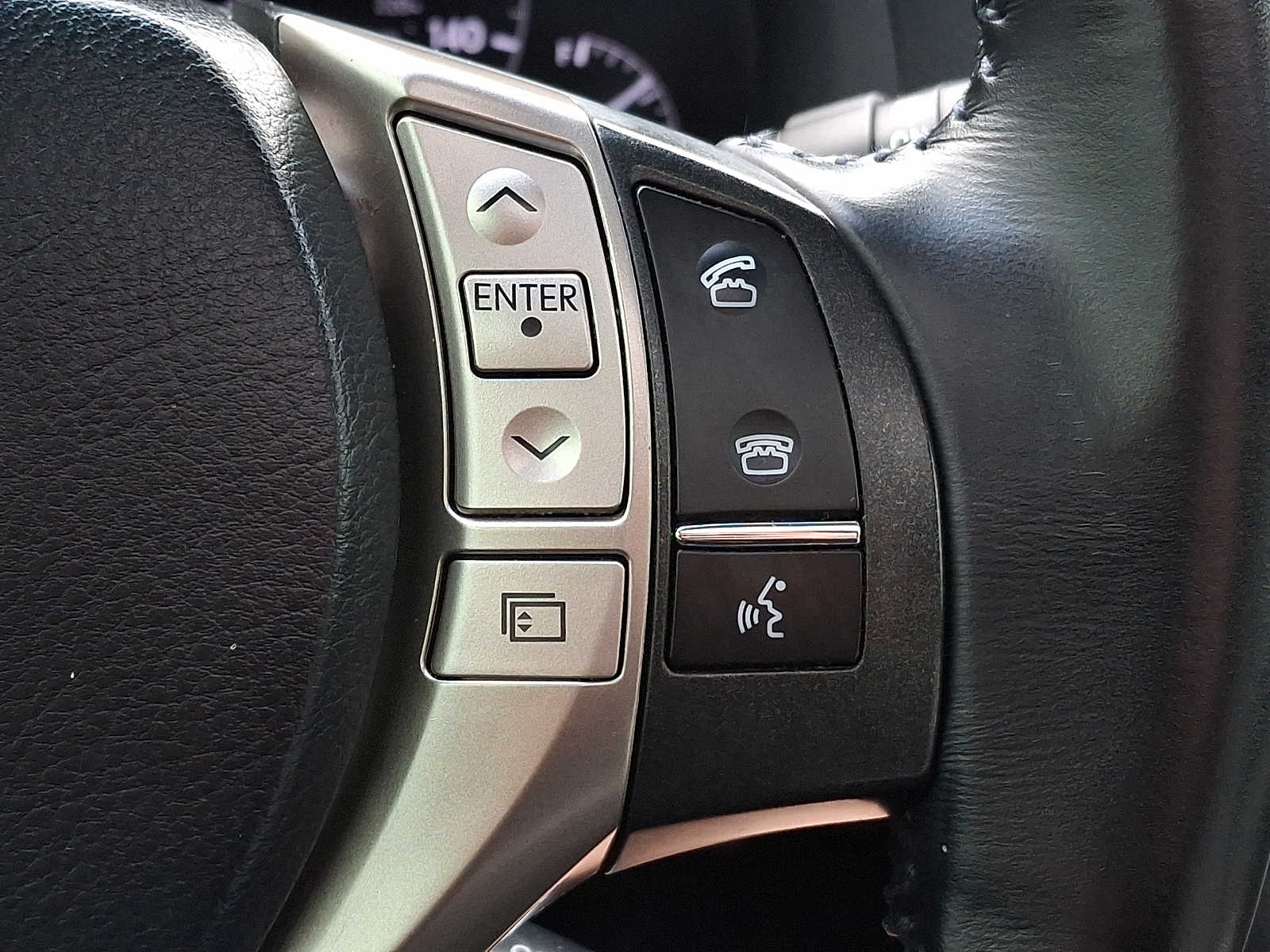 Thumbnail: 2014 Lexus RX - 18