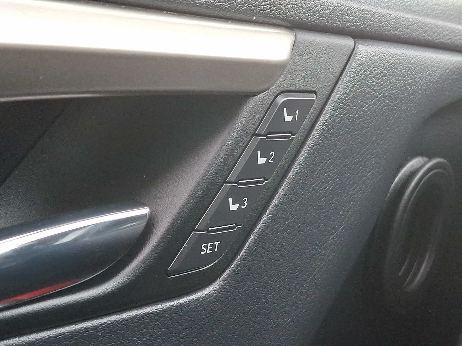 Thumbnail: 2022 Lexus RX - 24