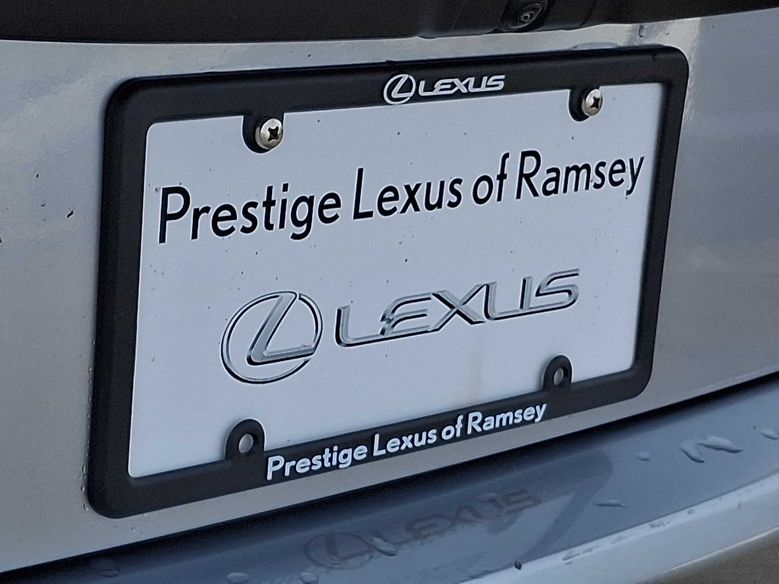 Thumbnail: 2023 Lexus ES - 29