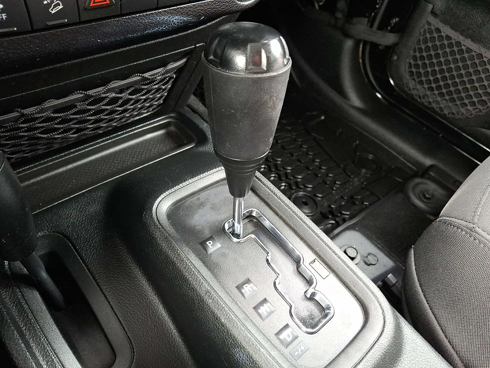 Thumbnail: 2018 Jeep Wrangler - 13