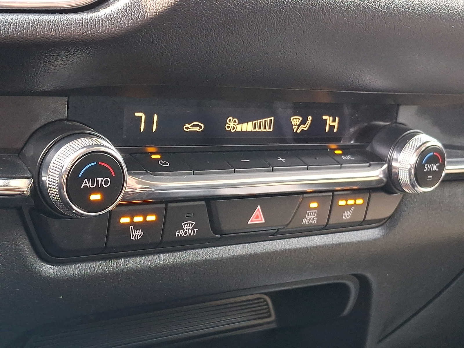 Thumbnail: 2023 Mazda CX-30 - 13