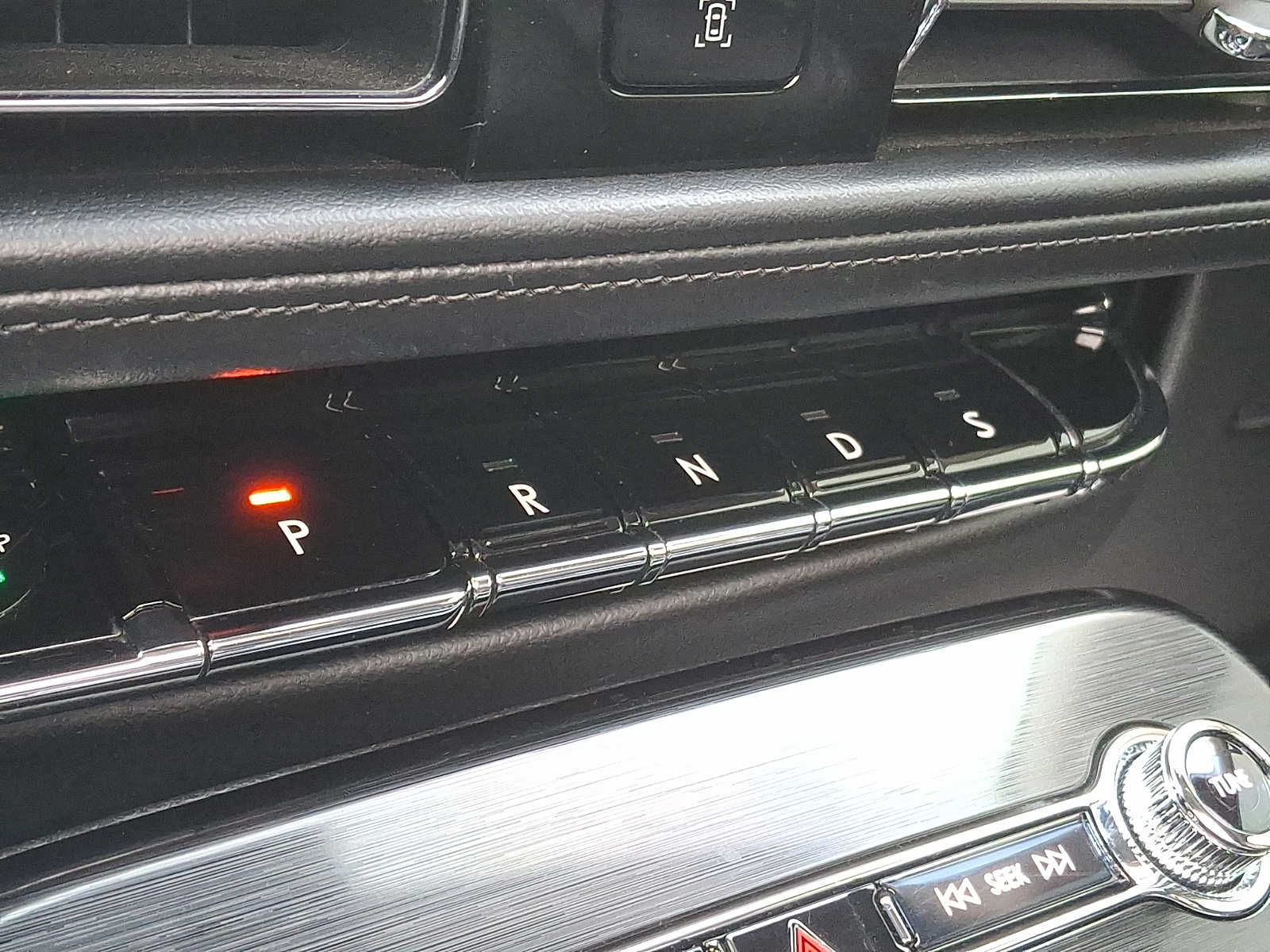 Thumbnail: 2021 Lincoln Nautilus - 11